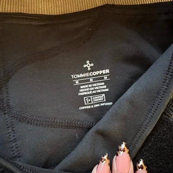 Black Compression Leggings - Picture 4 of 4